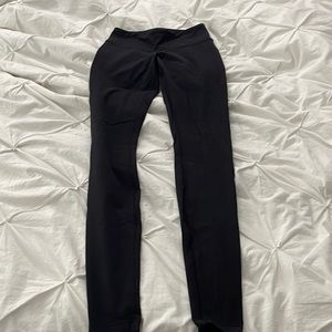 Black lululemon leggings